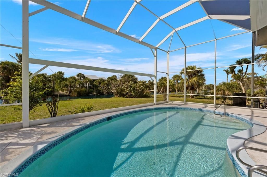 673 E Rocks Dr, Sanibel, FL 33957 Photo