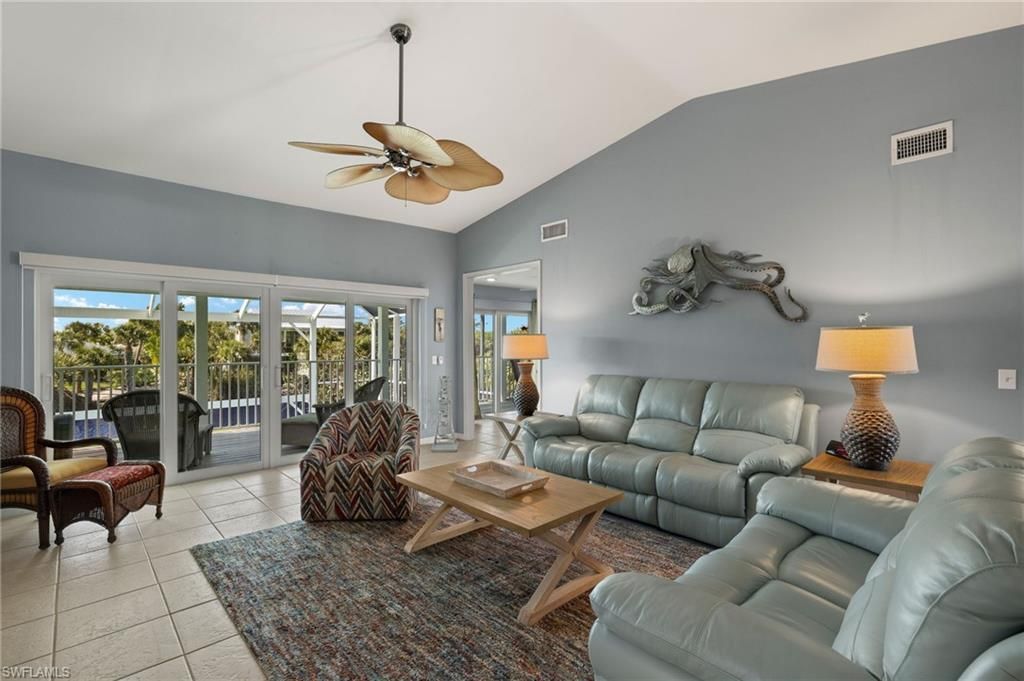 673 E Rocks Dr, Sanibel, FL 33957 Photo