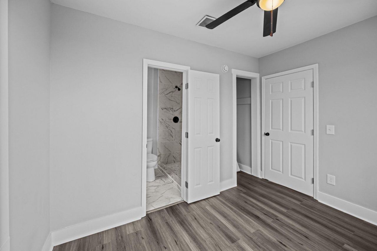 1806 Calvert Street Photo 20