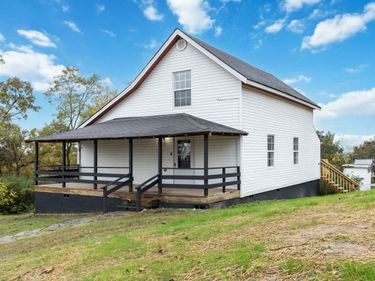 96 Kinne Street, Stearns, KY 42647