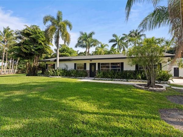16900 SW 62nd Street, Southwest Ranches, FL 33331