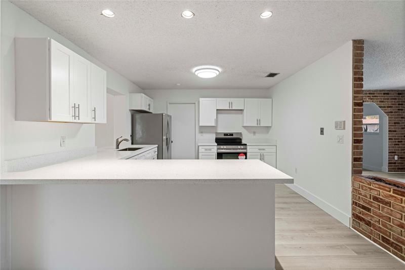 16900 SW 62nd Street, Southwest Ranches, FL 33331 Photo