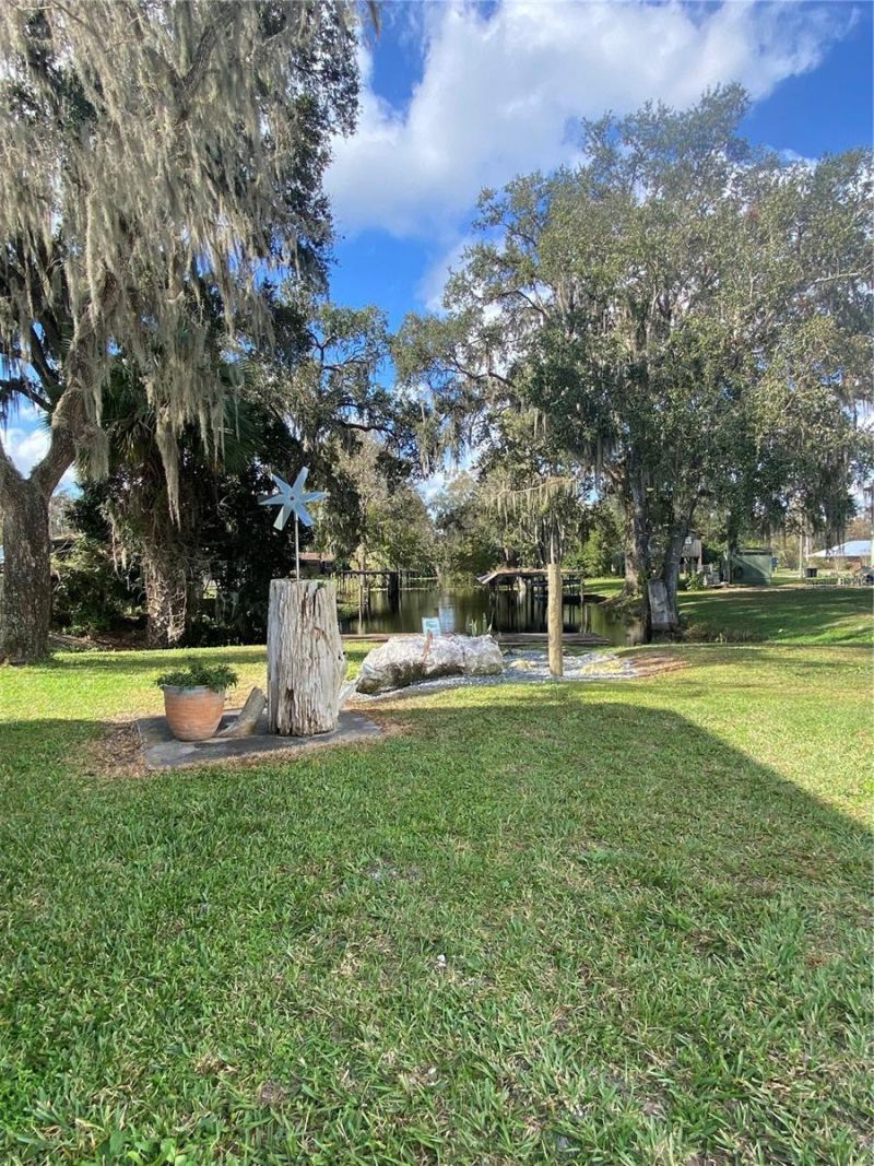 4777 Cr 306a, Lake Panasoffkee, FL 33538 Photo