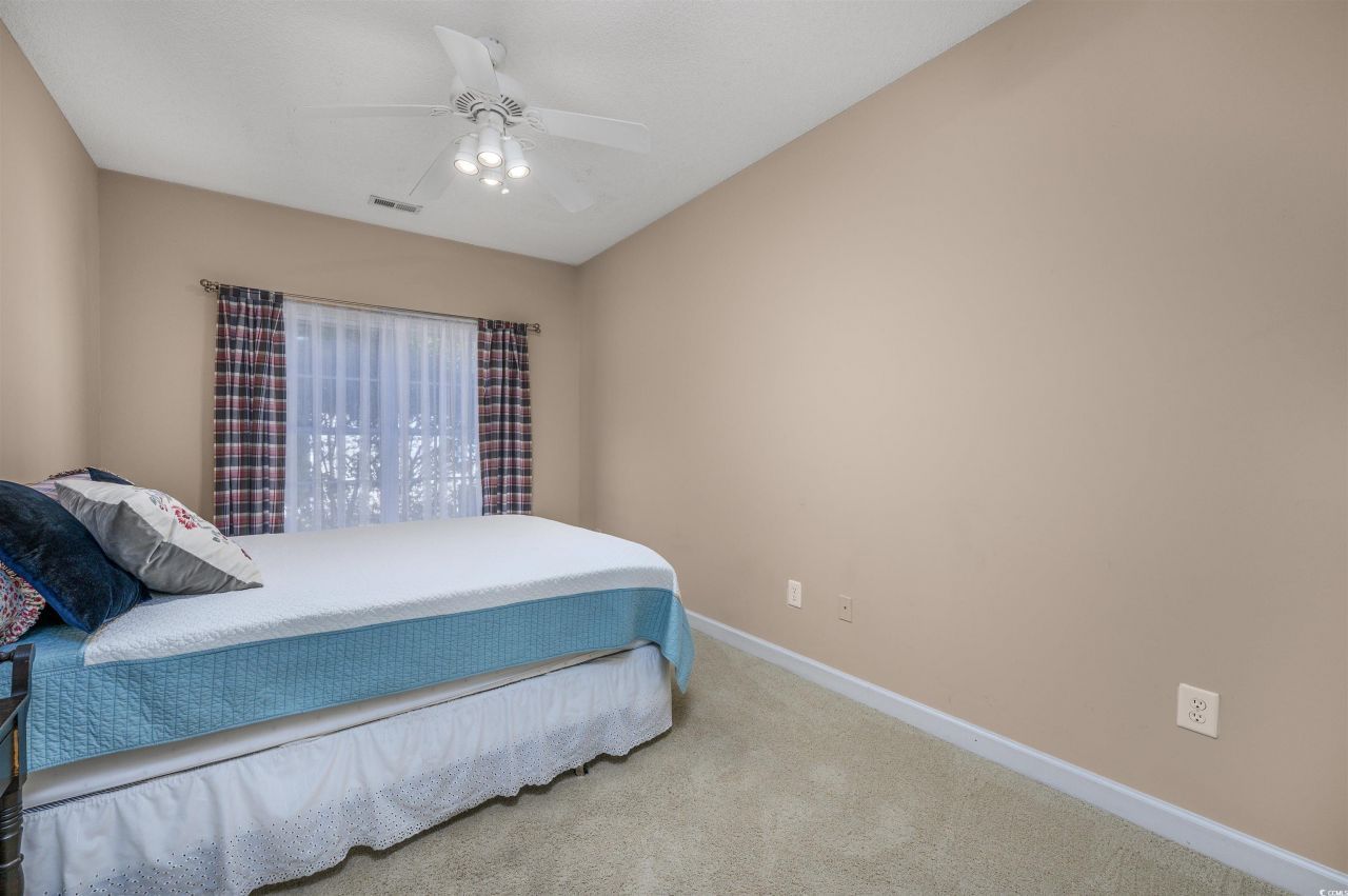 215 Jessica Lakes Dr. Photo 17