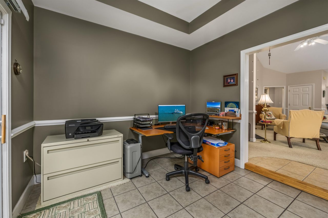 215 Jessica Lakes Dr. Photo 29