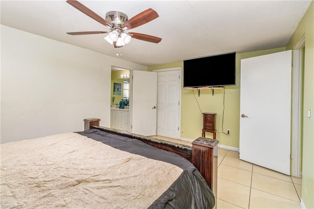 18 Illinois Rd, Lehigh Acres, FL 33936 Photo