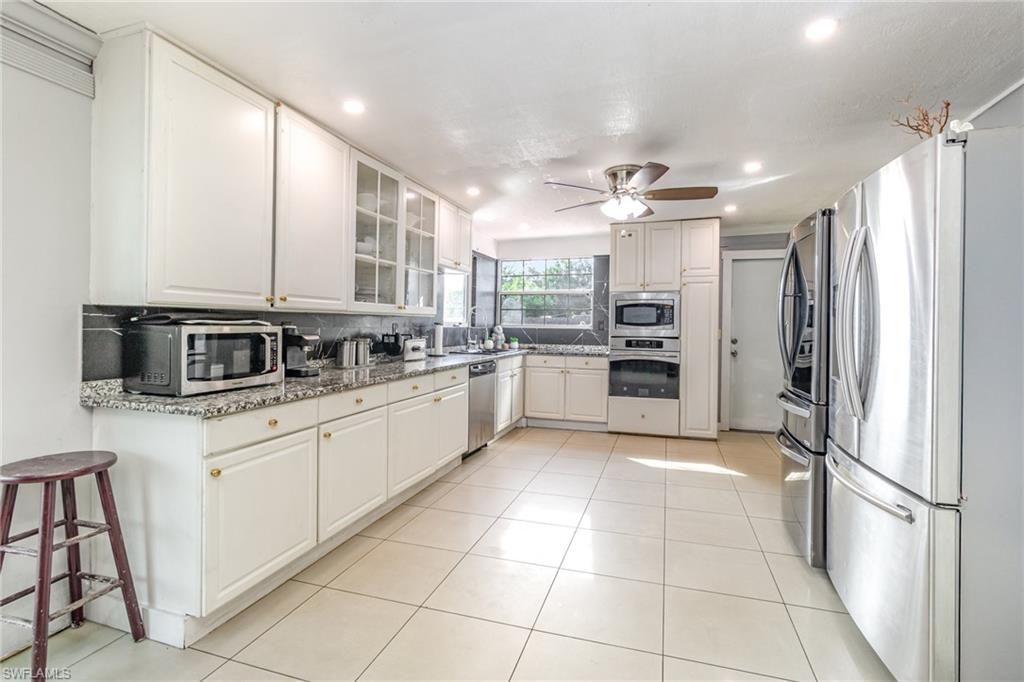 18 Illinois Rd, Lehigh Acres, FL 33936 Photo