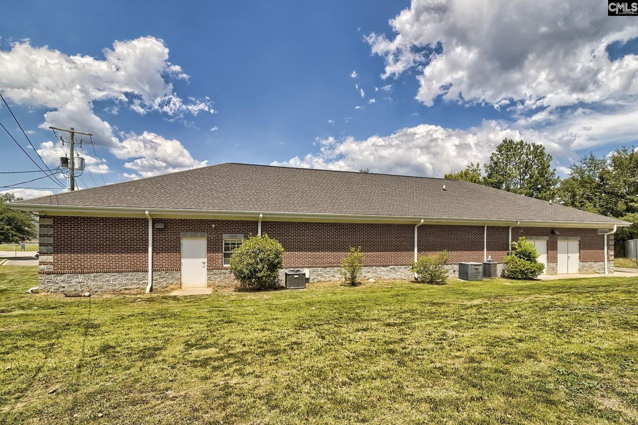 811 Sunset Boulevard Photo 5