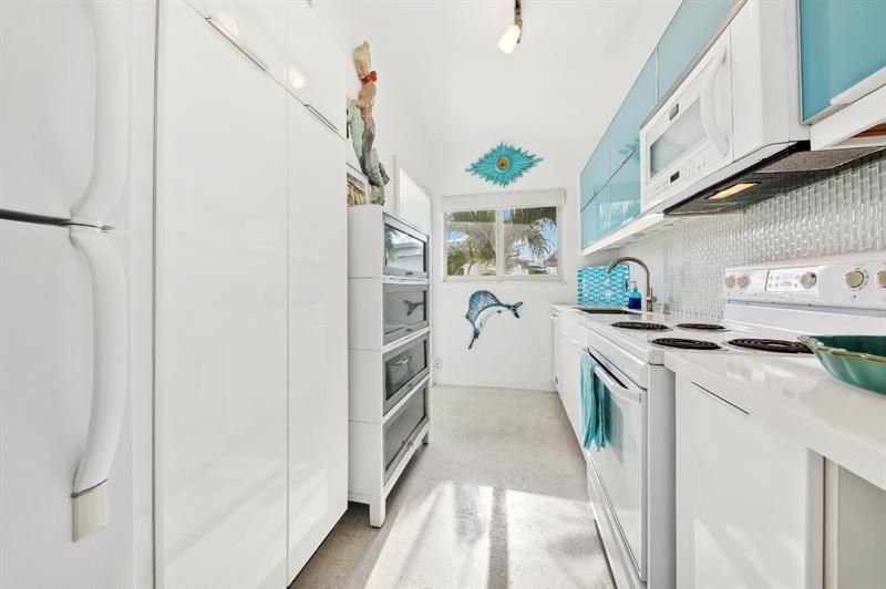 425 Bayshore Drive, Unit 2, Fort Lauderdale, FL 33304 Photo