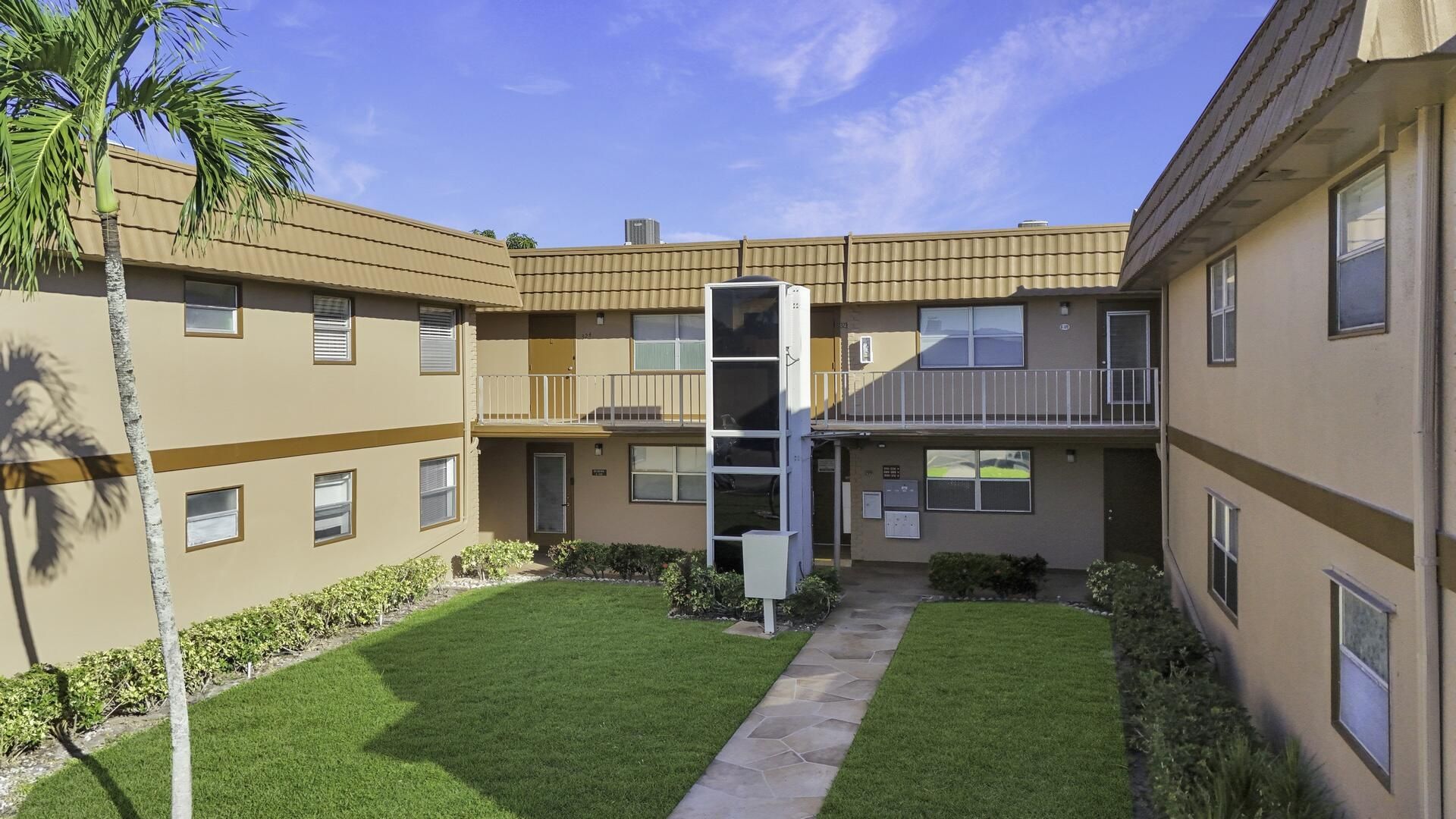 308 Brittany G, Delray Beach, FL 33446 Photo