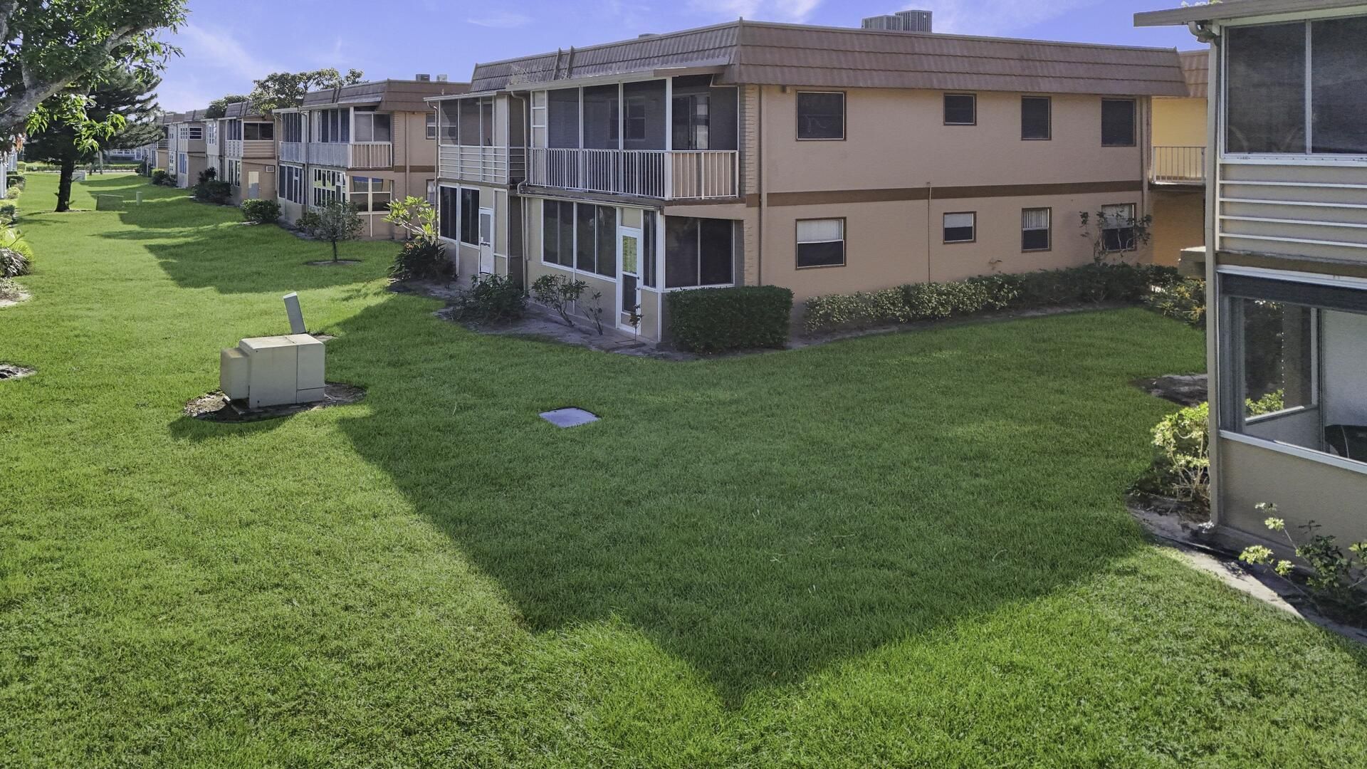 308 Brittany G, Delray Beach, FL 33446 Photo