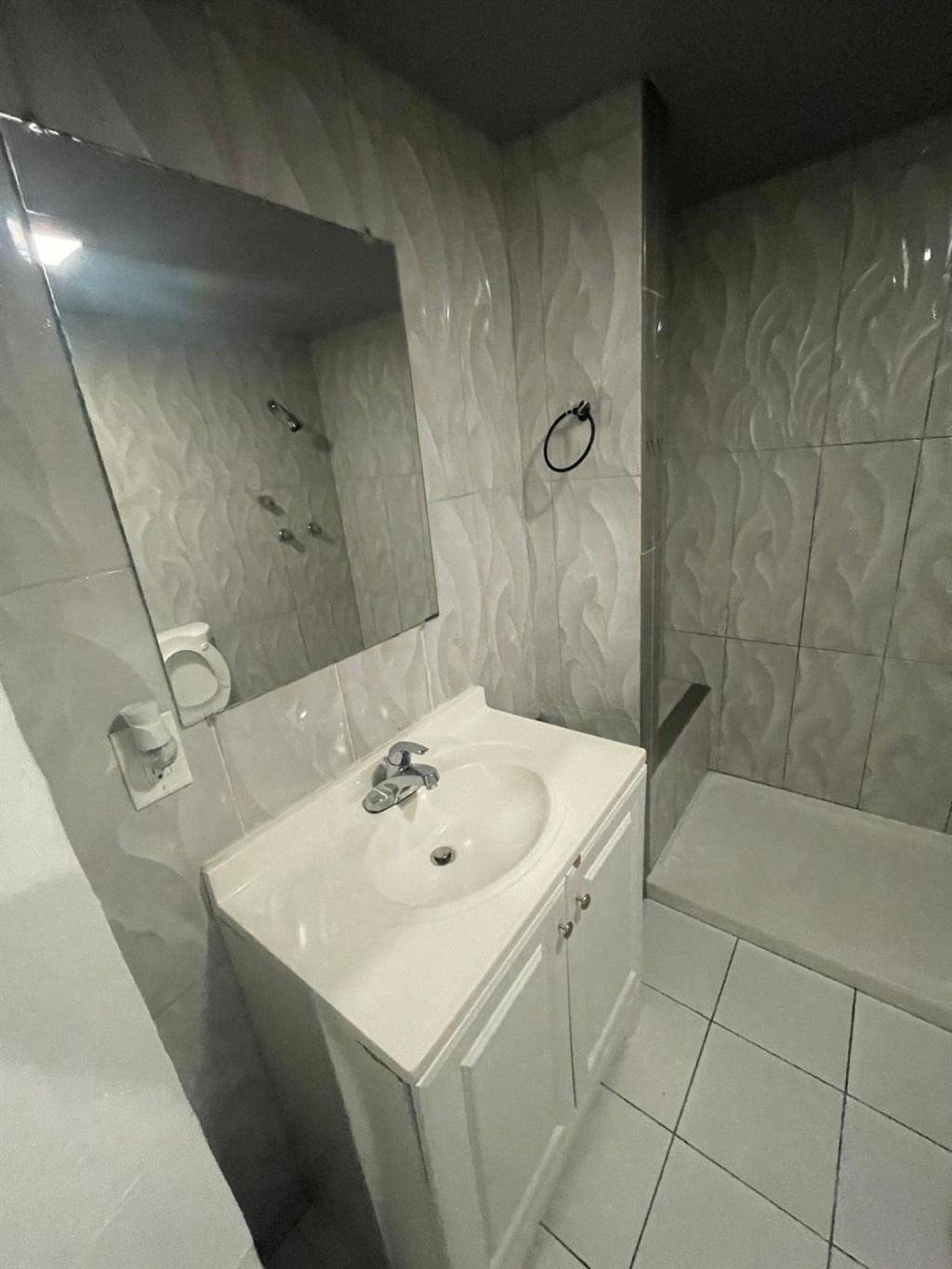 1011 NW 195th Street, Miami Gardens, FL 33169 Photo