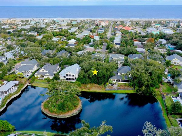 489 Ridgeway Rd, St Augustine, FL 32080