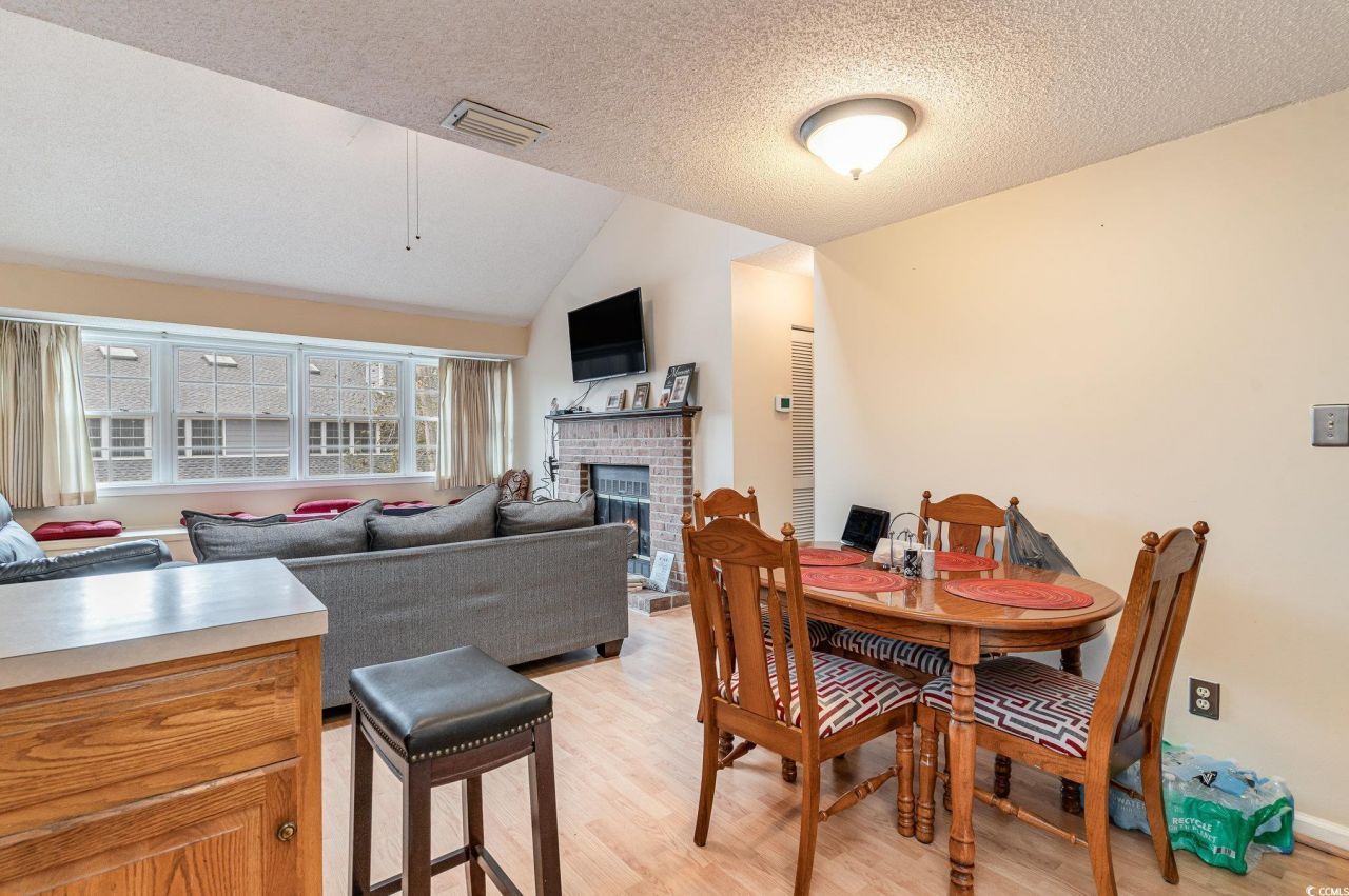 1206 Erin Way Photo 11