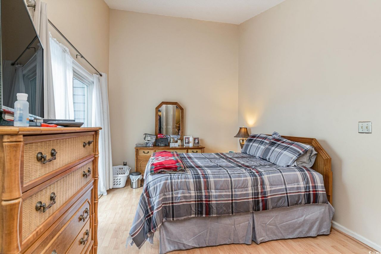 1206 Erin Way Photo 14