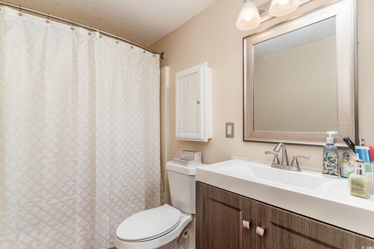 1206 Erin Way Photo 16