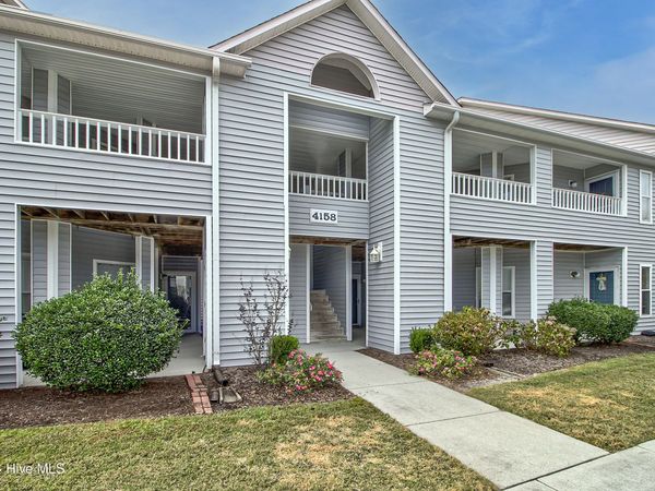 4158 Breezewood Drive, Unit 203, Wilmington, NC 28412