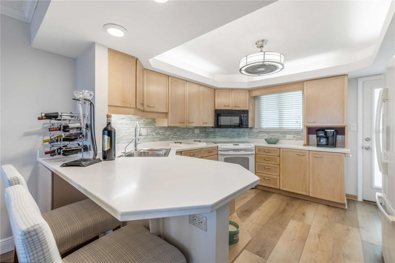 1500 Park Beach Circle, Unit 6C, Punta Gorda, FL 33950 Photo