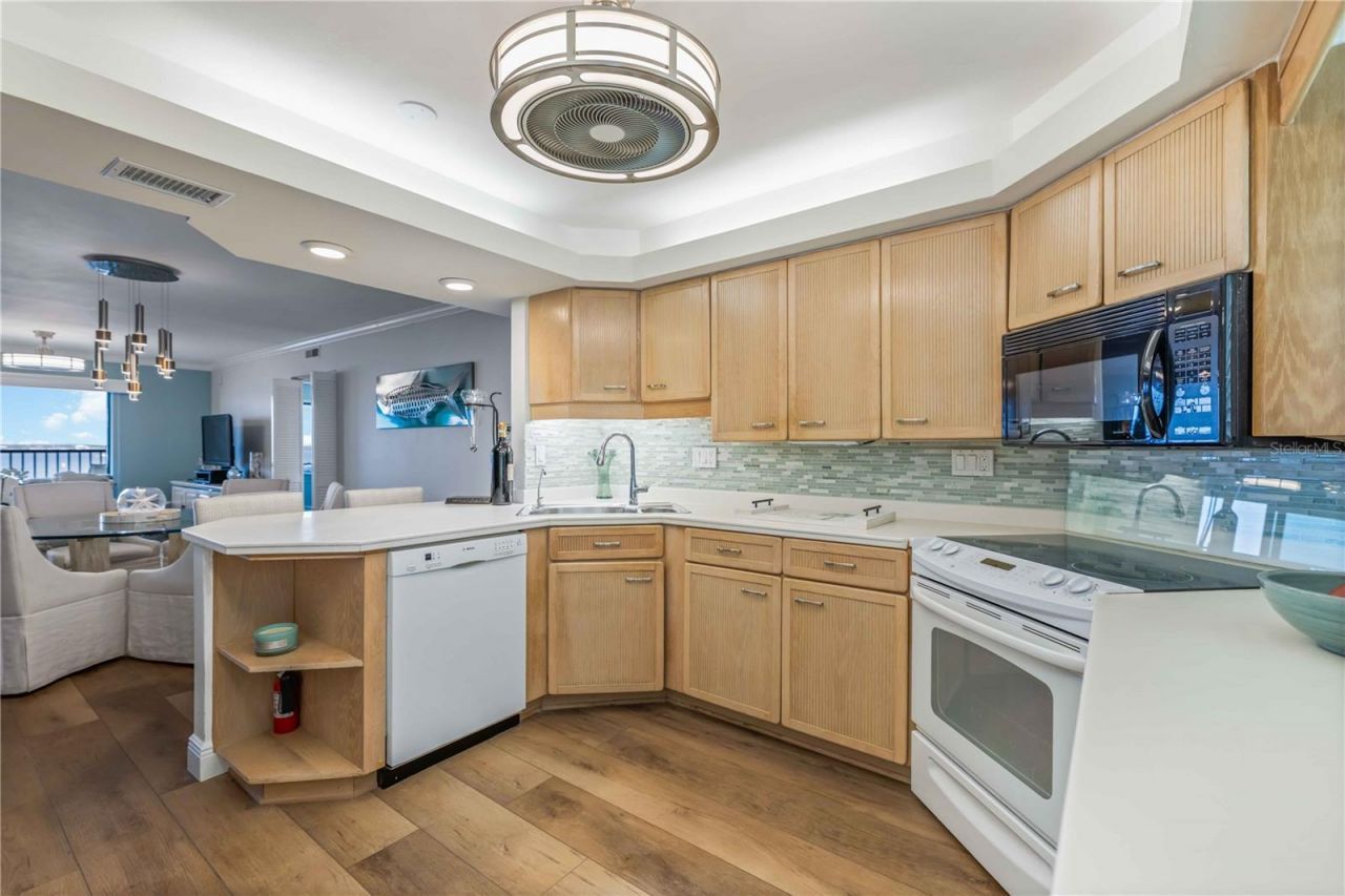 1500 Park Beach Circle, Unit 6C, Punta Gorda, FL 33950 Photo