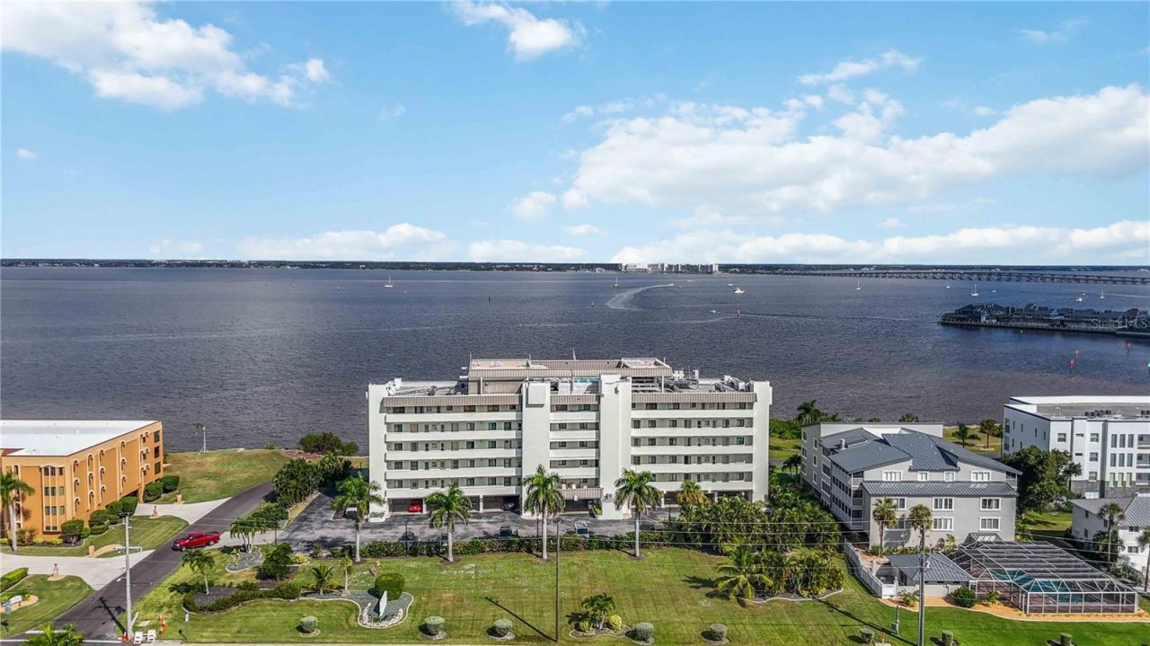 1500 Park Beach Circle, Unit 6C, Punta Gorda, FL 33950 Photo