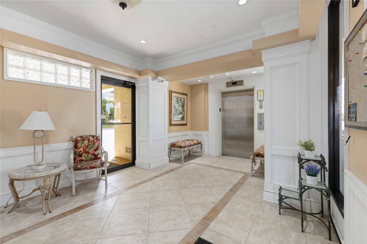 1500 Park Beach Circle, Unit 6C, Punta Gorda, FL 33950 Photo