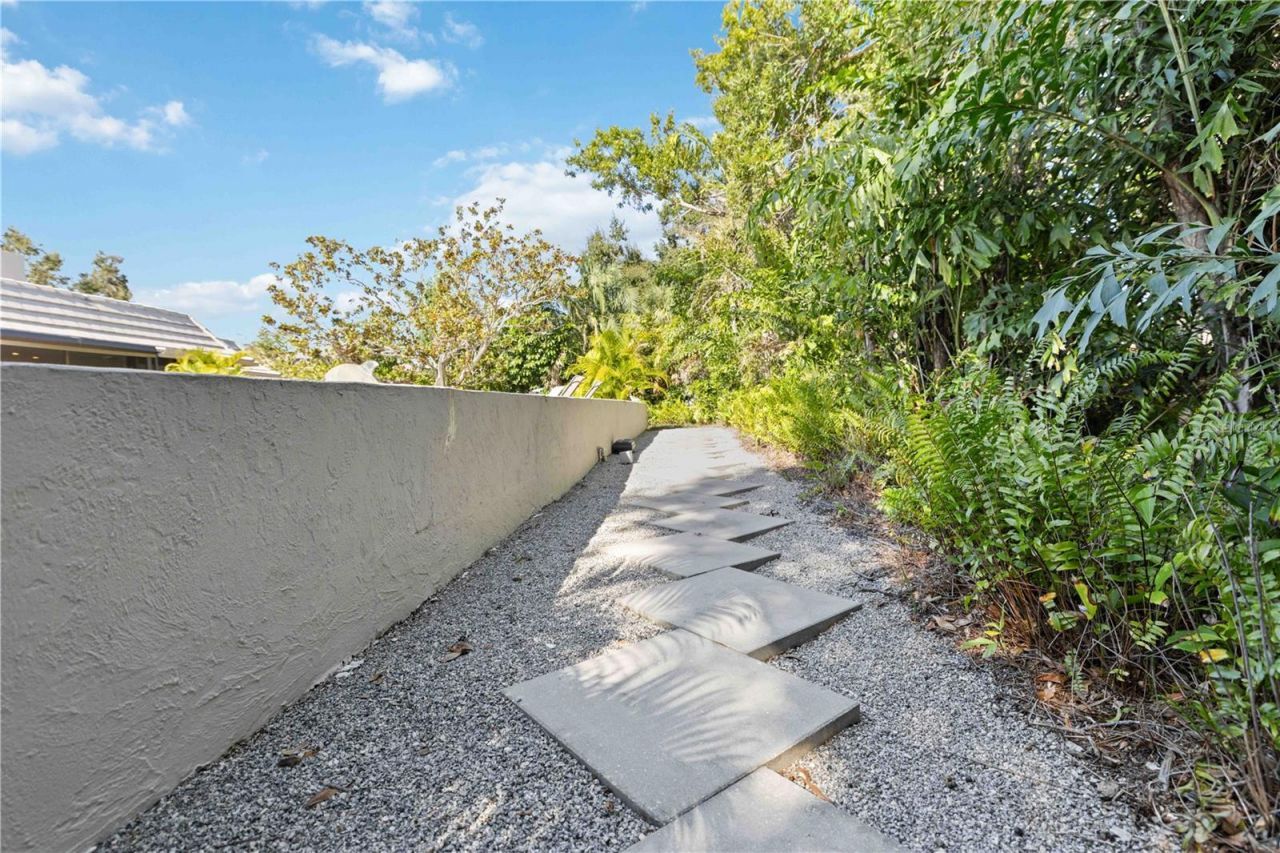 505 Lyons Bay Road, Nokomis, FL 34275 Photo