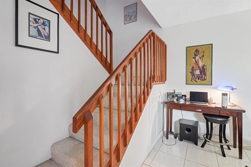 2512 Camelot Court, Cooper City, FL 33026 Photo