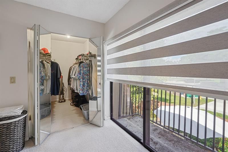 2512 Camelot Court, Cooper City, FL 33026 Photo