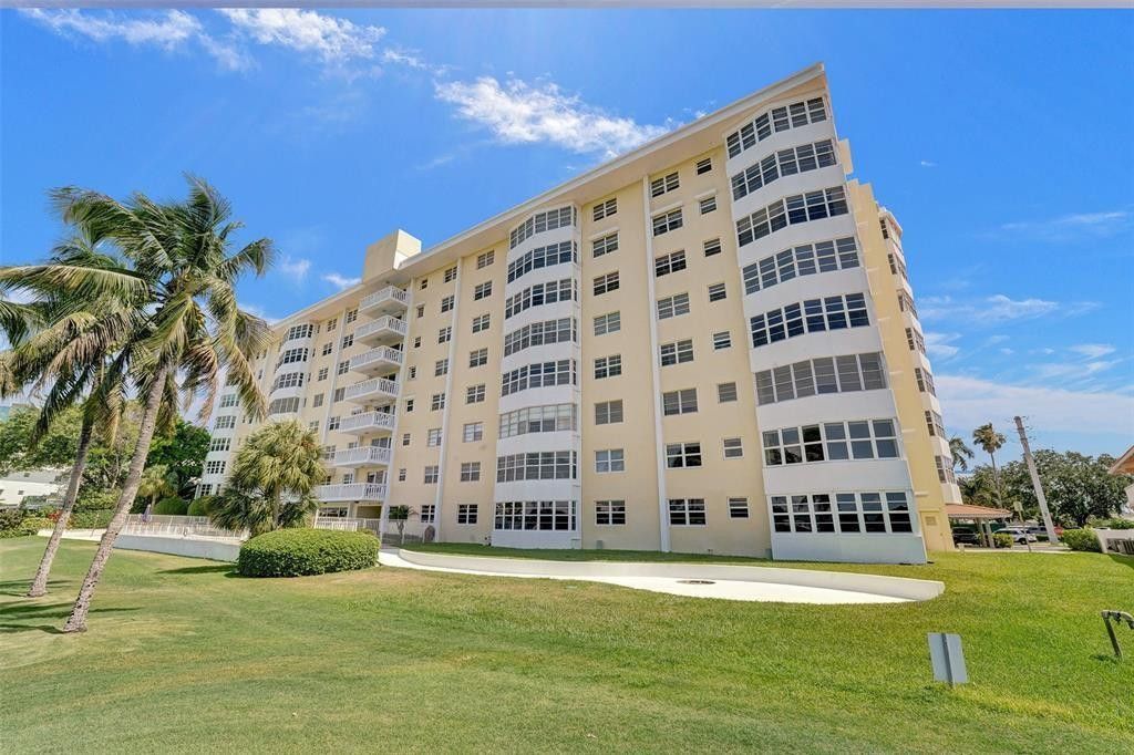 2500 NE 48 Lane, Unit 403, Fort Lauderdale, FL 33308 Photo