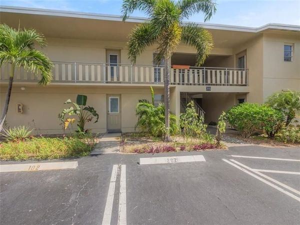 410 NE 17th Ave, Unit 204, Boynton Beach, FL 33435