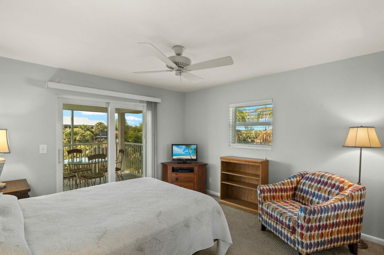 673 E Rocks Dr, Sanibel, FL 33957 Photo