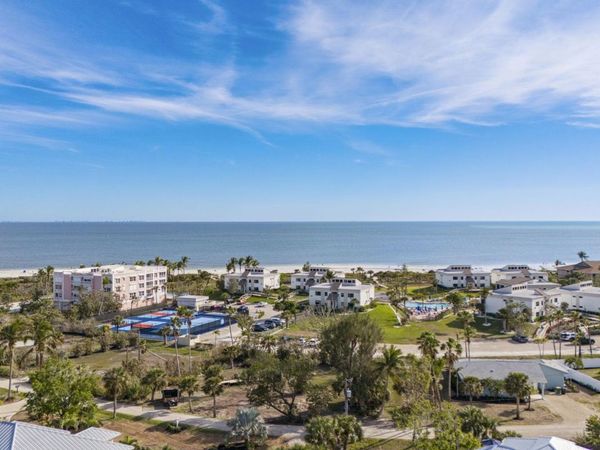 810 Elinor Way, Sanibel, FL 33957