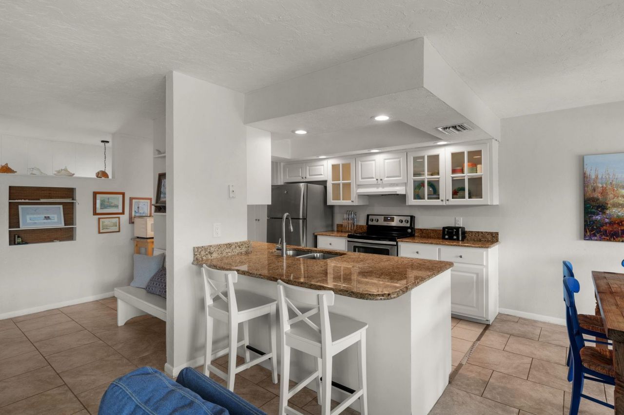 810 Elinor Way, Sanibel, FL 33957 Photo