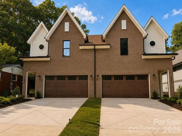2621 Springway Drive, Charlotte, NC 28205