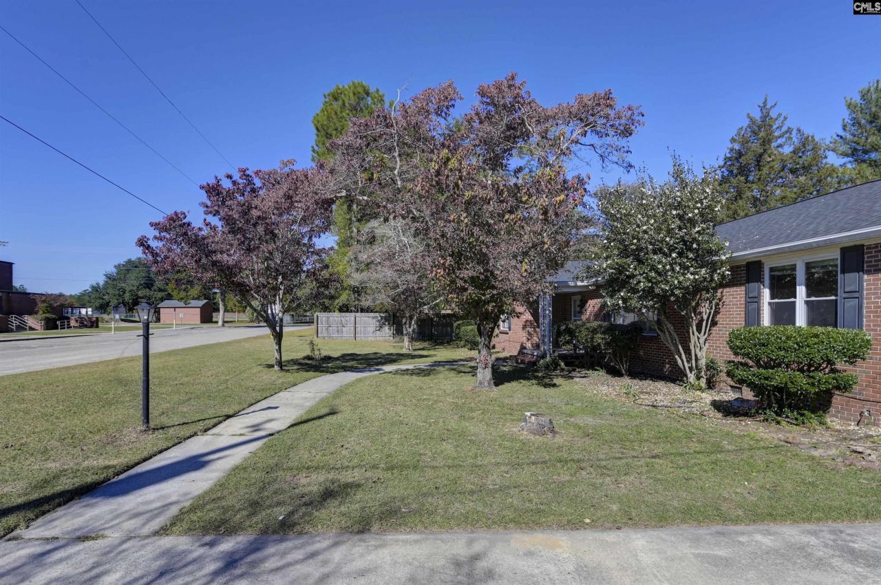 729 Magnolia Street  Photo 11