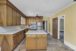 729 Magnolia Street  photo 4