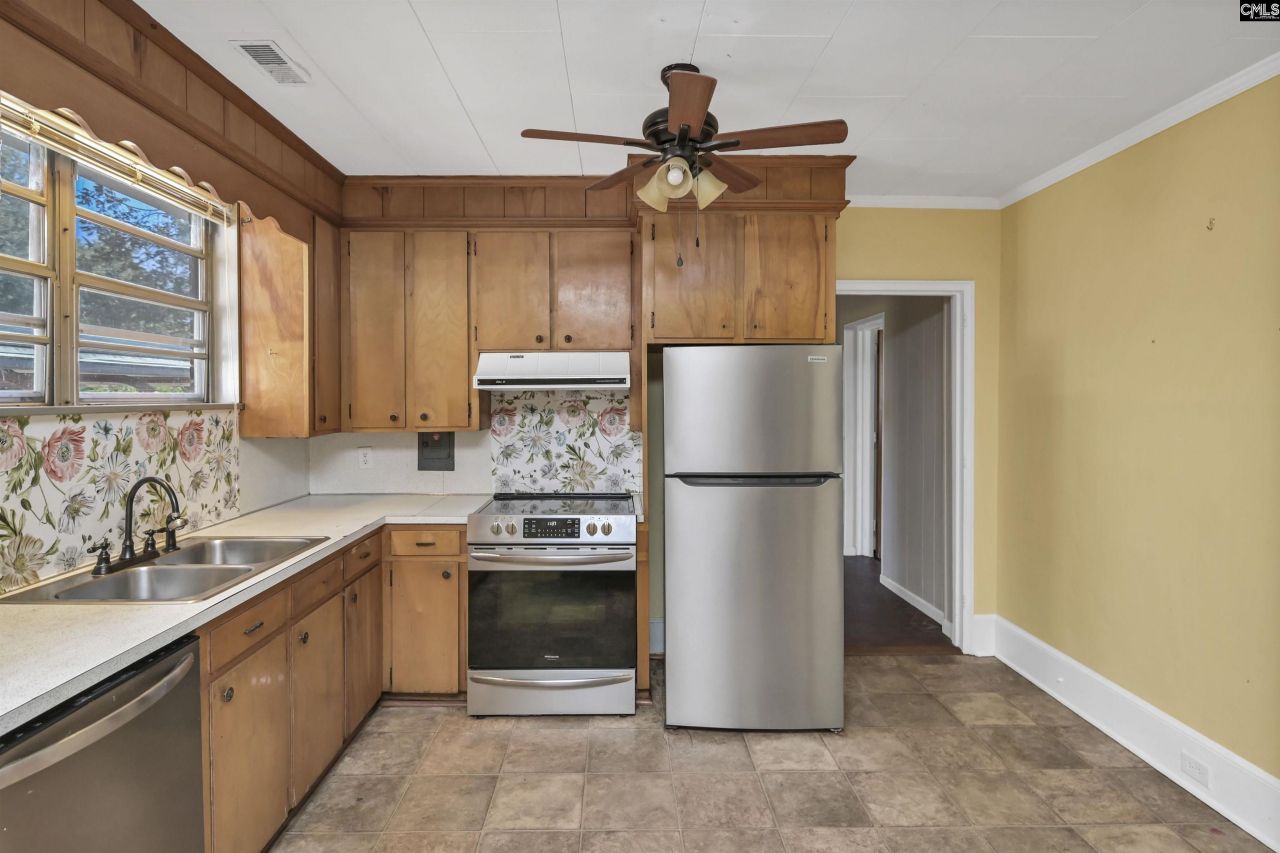 729 Magnolia Street  Photo 28