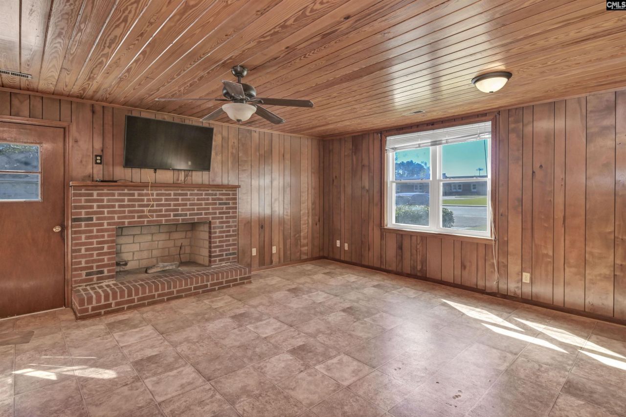 729 Magnolia Street  Photo 44