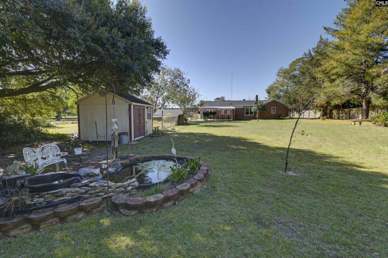 729 Magnolia Street  Photo 5