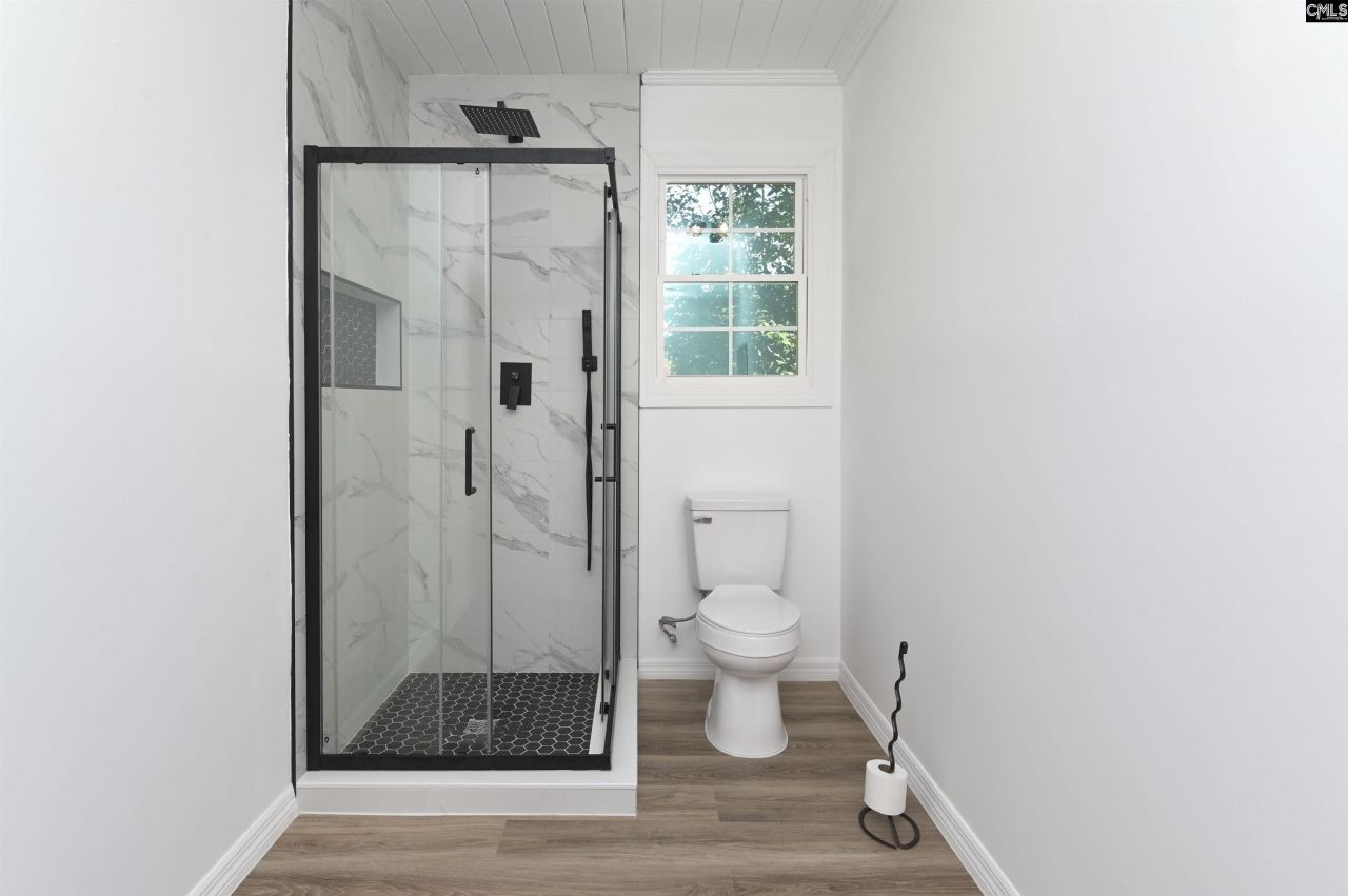 729 Magnolia Street  Photo 50