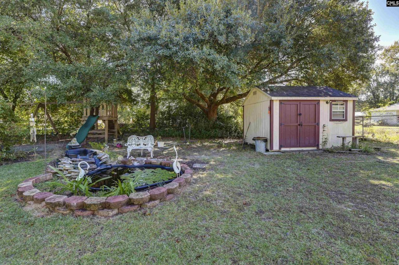 729 Magnolia Street  Photo 6