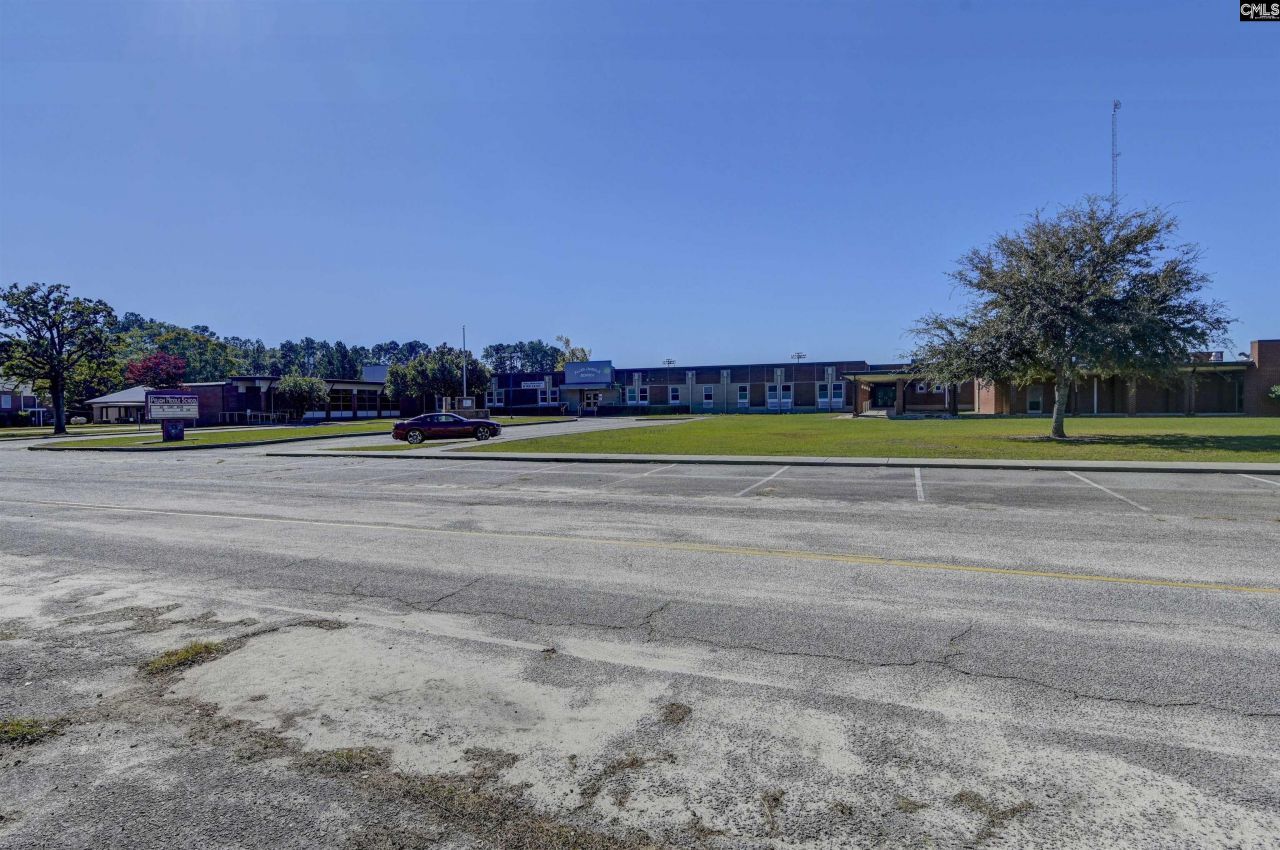 729 Magnolia Street  Photo 8