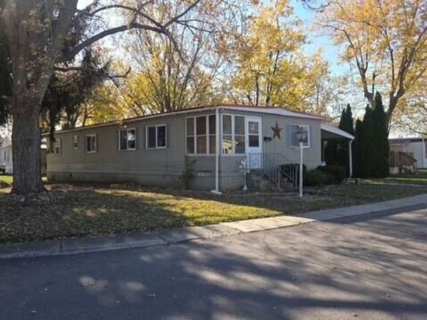 102 Charwood Drive, Lima, OH 45805