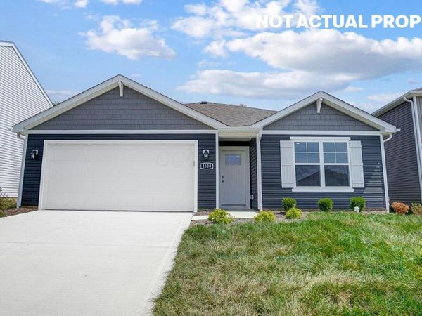 962 Sherwood Loop, Bellefontaine, OH 43311