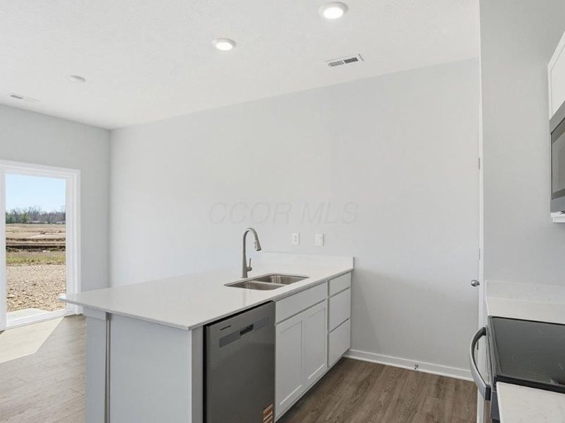 962 Sherwood Loop, Bellefontaine, OH 43311 Photo 12