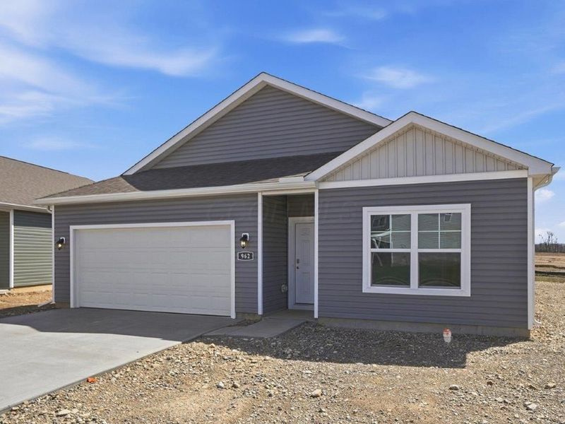 962 Sherwood Loop, Bellefontaine, OH 43311 Photo 3