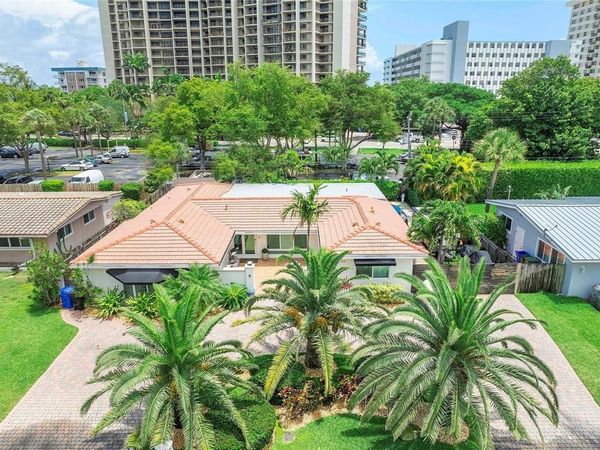 1820 Bel Air Avenue, Pompano Beach, FL 33062