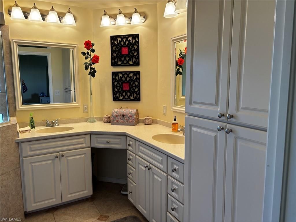 649 Beachwalk Cir, Unit C101, Naples, FL 34108 Photo