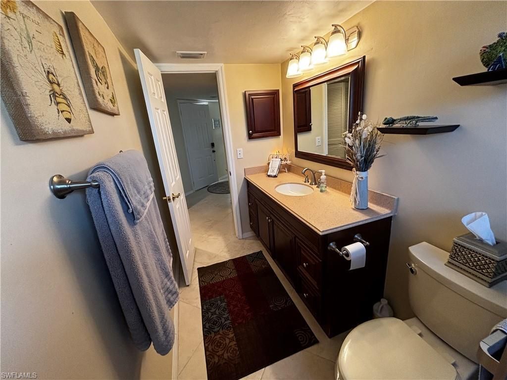 649 Beachwalk Cir, Unit C101, Naples, FL 34108 Photo