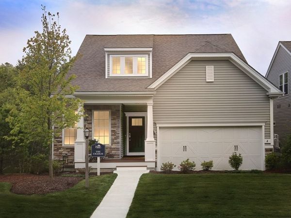 17 Sandtrap Circle, Unit 12, Walpole, MA 02081